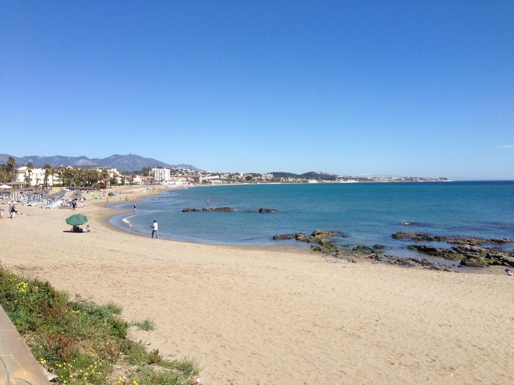 Beach Apartment Las Acacias Torrenueva La Cala De Mijas Bilik gambar