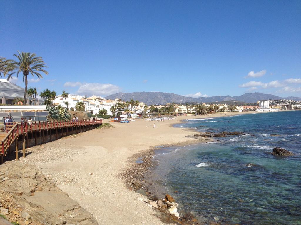 Beach Apartment Las Acacias Torrenueva La Cala De Mijas Luaran gambar